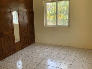 Flat For Rent in Hellshire Heights, St. Catherine Jamaica | [1]