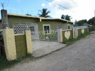 House For Sale in New Town Housing Scheme, Clarendon Jamaica | [5]