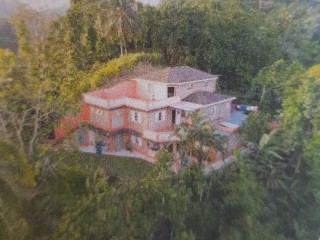 6 bed House For Sale in Unity Lawrence Tavern, Kingston / St. Andrew, Jamaica