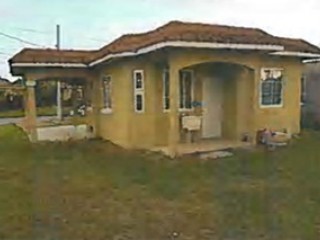 House For Sale in SEVILLE MEADOWS  PHASE 1, St. Catherine Jamaica | [3]