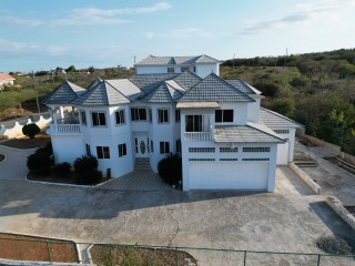 House For Sale in Johnson Hill Hellshire, St. Catherine Jamaica | [14]