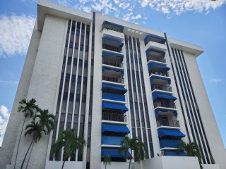 3 bed Apartment For Rent - New Kingston, Kingston / St. Andrew, Jamaica