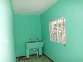 House For Rent in Cedar Grove Estate, St. Catherine Jamaica | [12]