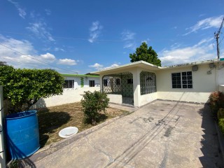 2 bed House For Sale in West Cumberland, St. Catherine, Jamaica