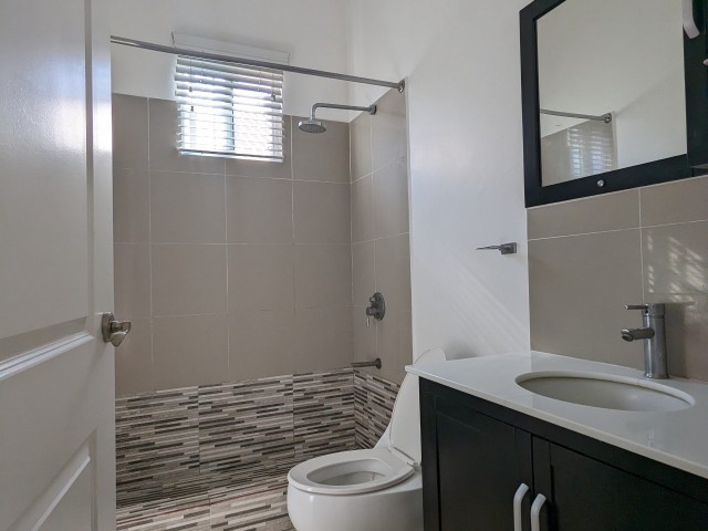 House For Rent in Caymanas Country Club Estate, St. Catherine Jamaica | [3]