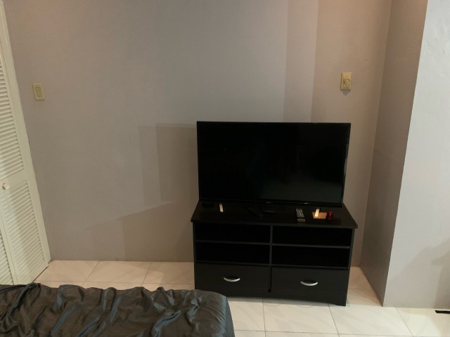 1 bed Flat For Rent - Mona, Kingston / St. Andrew, Jamaica