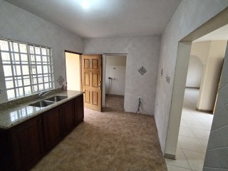 5 bed House For Sale in Mandeville, Manchester, Jamaica