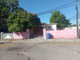House For Sale in Braeton New Town Portmore, St. Catherine Jamaica | [2]