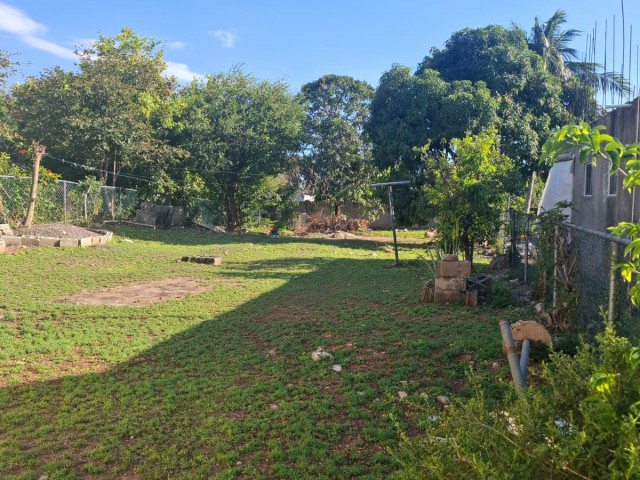 House For Sale in Old Harbour, St. Catherine Jamaica | [11]