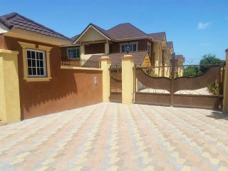 4 bed House For Sale in Kingston 6 townhouse, Kingston / St. Andrew, Jamaica