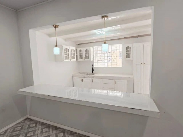 House For Rent in 15 Sundown Crescent Kingston, Kingston / St. Andrew Jamaica | [1]