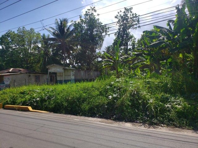 Residential lot For Sale - Santa Cruz, St. Elizabeth, Jamaica