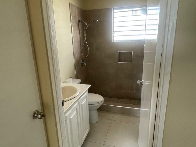 Apartment For Rent in Liguanea, Kingston / St. Andrew Jamaica | [8]