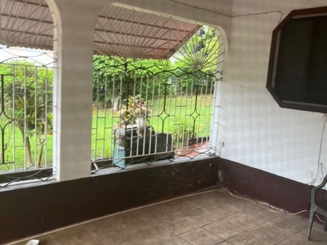 House For Sale in EWARTON, St. Catherine Jamaica | [1]