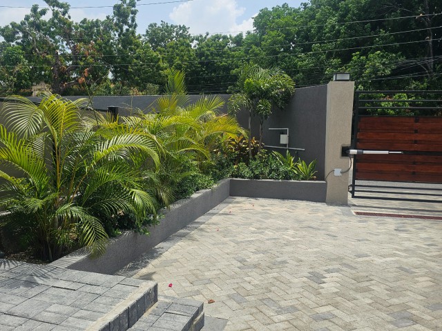 Apartment For Rent in Drumblair, Kingston / St. Andrew Jamaica | [2]