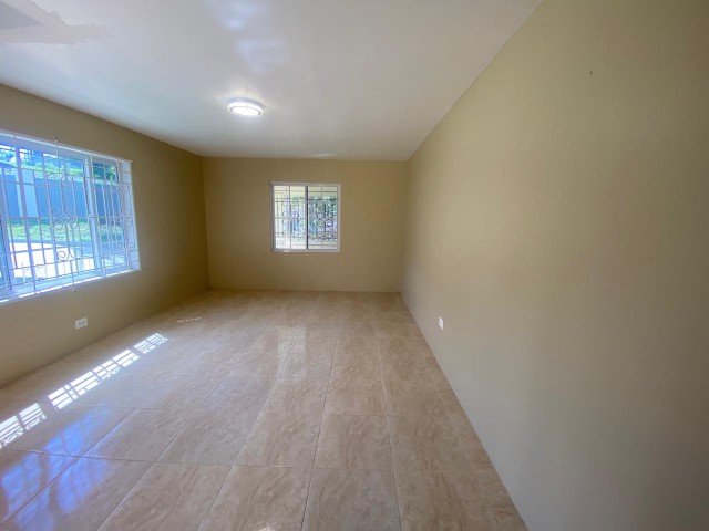 House For Sale in Royal Flat, Manchester Jamaica | [2]