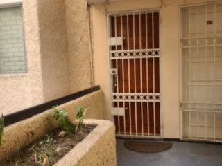 Apartment For Rent in Oxford Road, Kingston / St. Andrew Jamaica | [12]