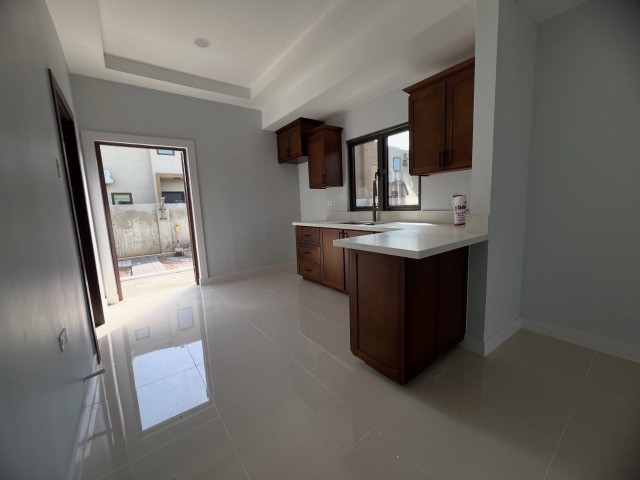 House For Rent in Oak Estate Bernard Lodge, St. Catherine Jamaica | [4]