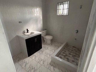 Apartment For Rent in Bayfarm rd, Kingston / St. Andrew Jamaica | [2]