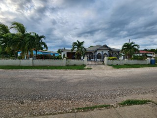 4 bed House For Sale – Marlie Mount, St. Catherine, Jamaica