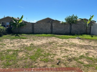 House For Sale in Phoenix Park Village, St. Catherine Jamaica | [4]
