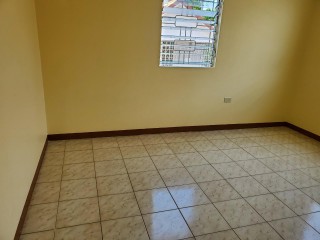 2 bed House For Rent in Kingston, Kingston / St. Andrew, Jamaica