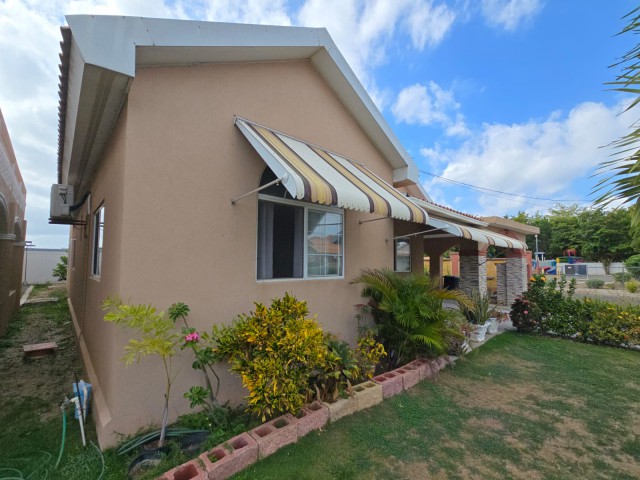 House For Sale in Caribbean Estate, St. Catherine Jamaica | [3]