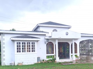 5 bed House For Sale in Horizon Park Spanish Town, St. Catherine, Jamaica