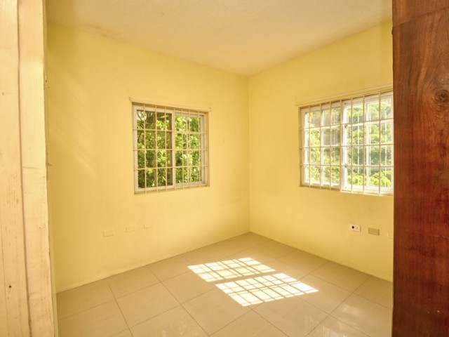 Apartment For Rent in Elletson Flats Papine, Kingston / St. Andrew Jamaica | [2]