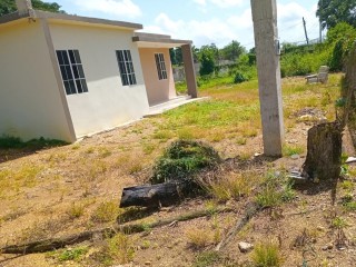 2 bed House For Sale – Bethel Town, Westmoreland, Jamaica