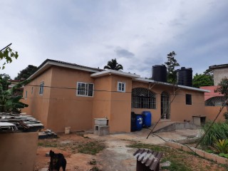 3 bed House For Sale in Rock Hall, St. Catherine, Jamaica