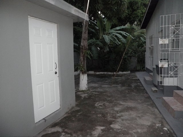 House For Sale in Queensborough, Kingston / St. Andrew Jamaica | [8]