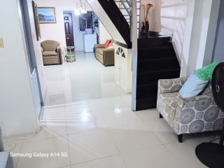 Townhouse For Rent in Meadowbrook Estate, Kingston / St. Andrew Jamaica | [2]