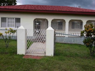 House For Sale in Santa Cruz, St. Elizabeth Jamaica | [1]