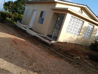House For Sale in Guys Hill, St. Catherine Jamaica | [4]