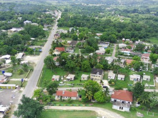 House For Sale in Lacovia, St. Elizabeth Jamaica | [13]