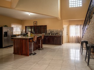 5 bed House For Sale in Smokey Vale, Kingston / St. Andrew, Jamaica