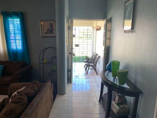 3 bed House For Sale in Gregory Park, St. Catherine, Jamaica