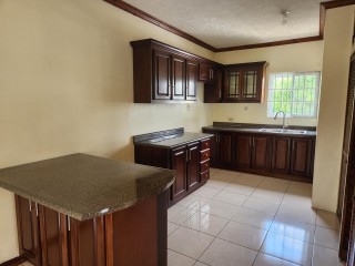 Apartment For Rent in Mona, Kingston / St. Andrew Jamaica | [4]