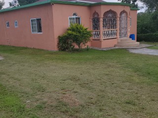 House For Sale in Bonham Springs, St. Ann Jamaica | [5]
