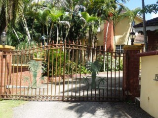 Townhouse For Sale in Brumalia, Manchester Jamaica | [4]