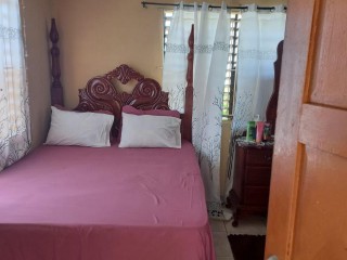 3 bed House For Sale in Linstead, St. Catherine, Jamaica
