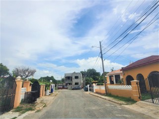 3 bed House For Sale in Cumberland Portmore, St. Catherine, Jamaica