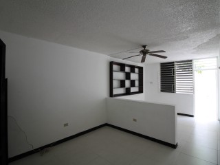 Townhouse For Rent in Constant Spring Shortwood, Kingston / St. Andrew Jamaica | [5]