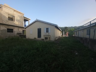 House For Sale in Bogue, St. James Jamaica | [0]