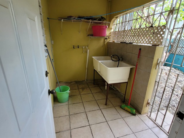 House For Rent in Greater Portmore, St. Catherine Jamaica | [3]