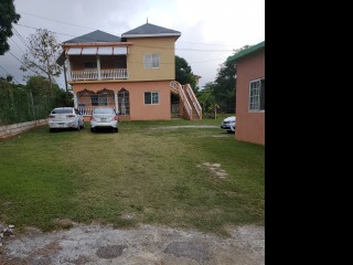 7 bed House For Sale in Bonham Springs, St. Ann, Jamaica