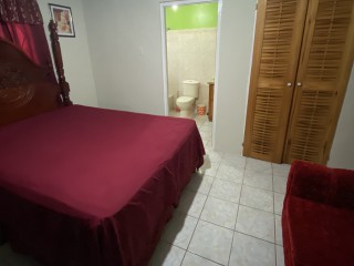 Flat For Rent in Woodlawn housing scheme Mandeville, Manchester Jamaica | [1]