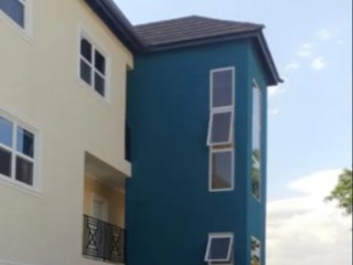 Apartment For Sale in Molynes Road, Kingston / St. Andrew Jamaica | [1]