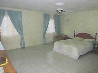 House For Sale in CORAL GARDEN, St. James Jamaica | [3]